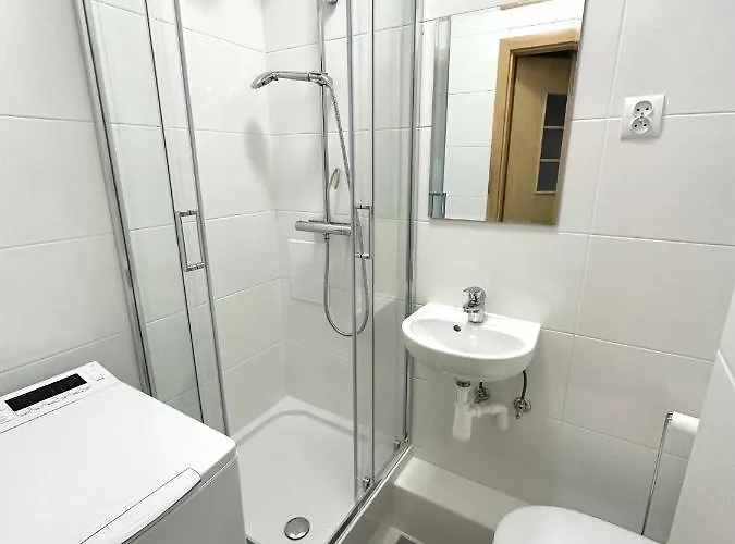 Mmrent Desert Проживание в семье *